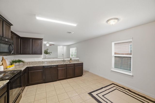 107 Millers LOOP, Jarrell, TX 76537