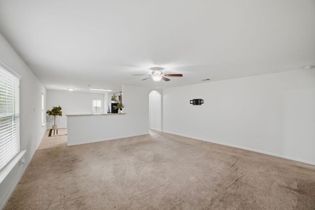 107 Millers LOOP, Jarrell, TX 76537