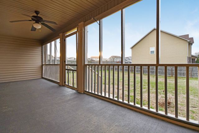 1019 Dwight Eisenhower Way, Clarksville, TN 37042