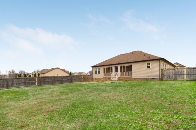 1019 Dwight Eisenhower Way, Clarksville, TN 37042