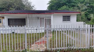 4824 NW 15th Ct, Miami, FL 33142