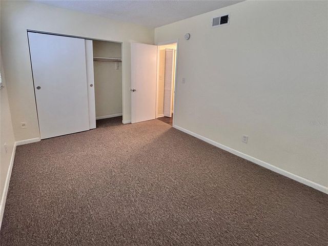 4455 38TH TERRACE N B12, St Petersburg, FL 33714