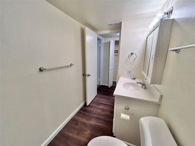 4455 38TH TERRACE N B12, St Petersburg, FL 33714