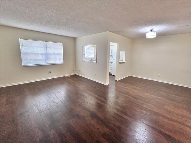 4455 38TH TERRACE N B12, St Petersburg, FL 33714