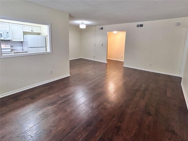 4455 38TH TERRACE N B12, St Petersburg, FL 33714