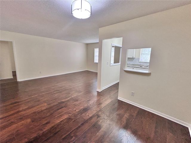 4455 38TH TERRACE N B12, St Petersburg, FL 33714