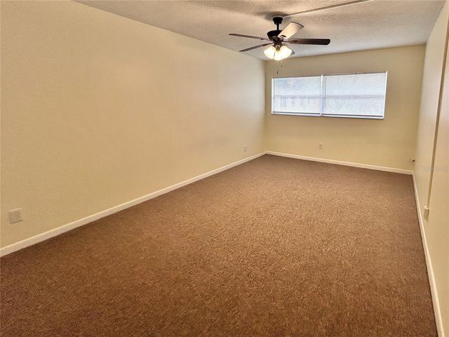 4455 38TH TERRACE N B12, St Petersburg, FL 33714