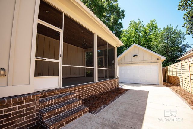 166 White Avenue, Fairhope, AL 36532