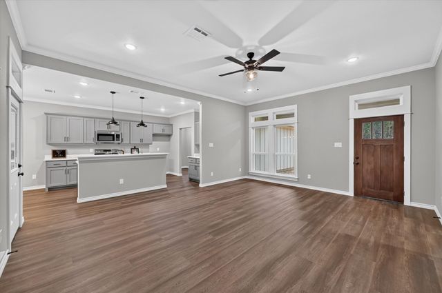 115 Hill Shadow Lane, Whitney, TX 76692