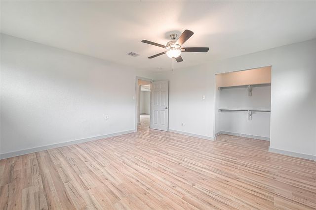 2304 Russell, Houston, TX 77026
