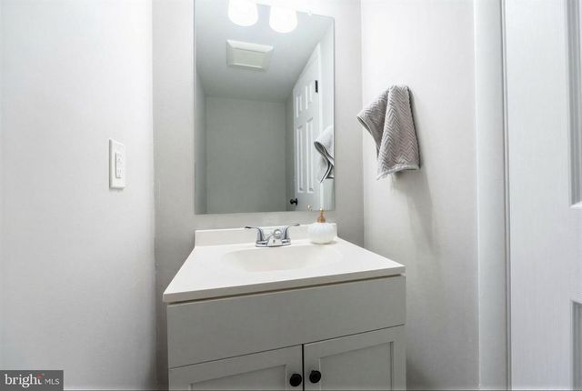 54 IVY CT, Quakertown, PA 18951