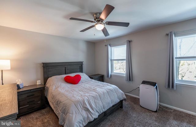 54 IVY CT, Quakertown, PA 18951