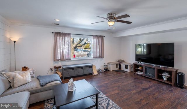 54 IVY CT, Quakertown, PA 18951