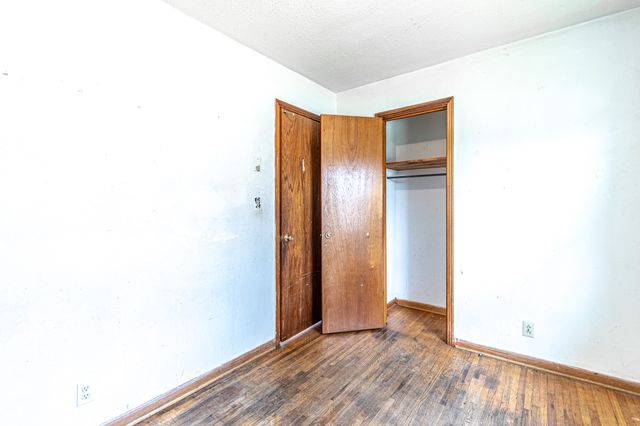 402 Oriole Cir, Clarksville, TN 37043