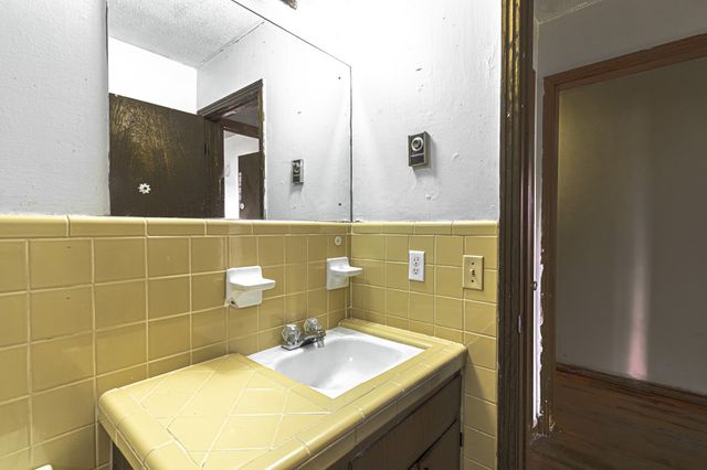 402 Oriole Cir, Clarksville, TN 37043