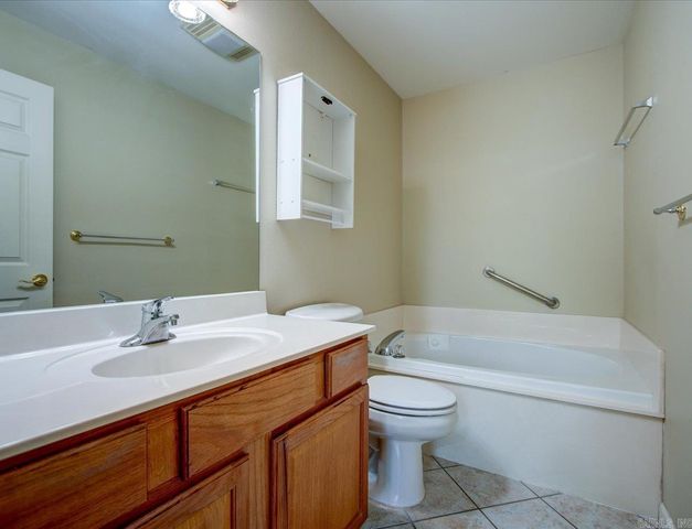 208 Southridge C-3, Hot Springs, AR 71913