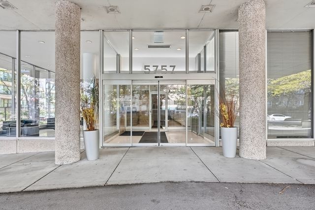 5757 N Sheridan Road 20D, Chicago, IL 60660
