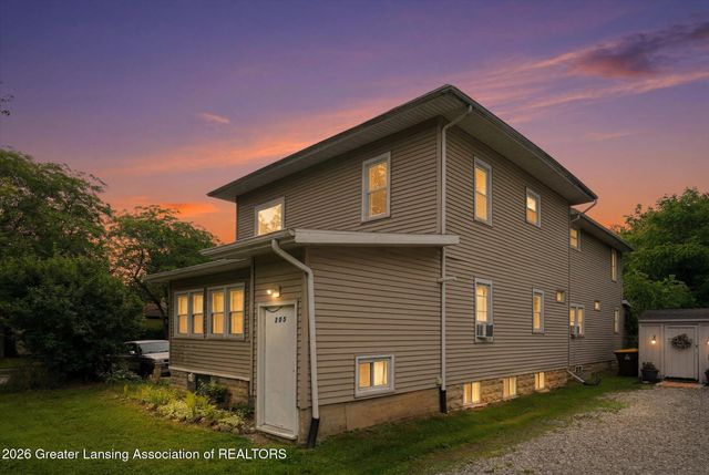 305 W Elm Street, Mason, MI 48854