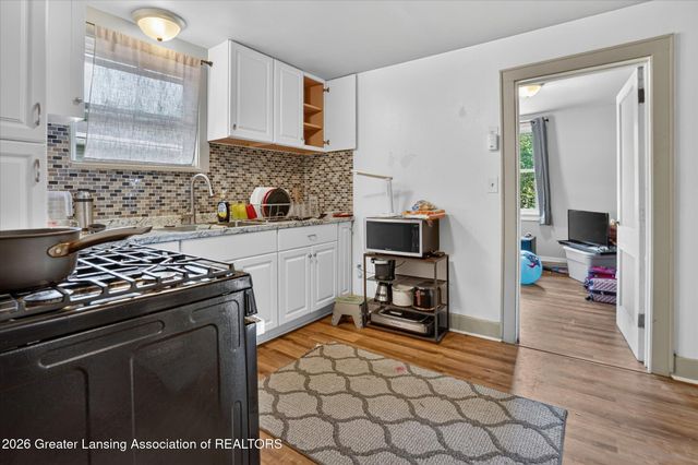 305 W Elm Street, Mason, MI 48854