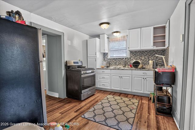 305 W Elm Street, Mason, MI 48854