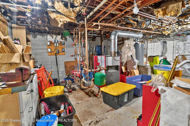 305 W Elm Street, Mason, MI 48854