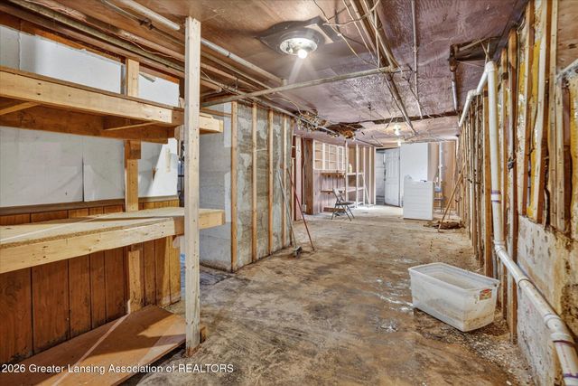 305 W Elm Street, Mason, MI 48854