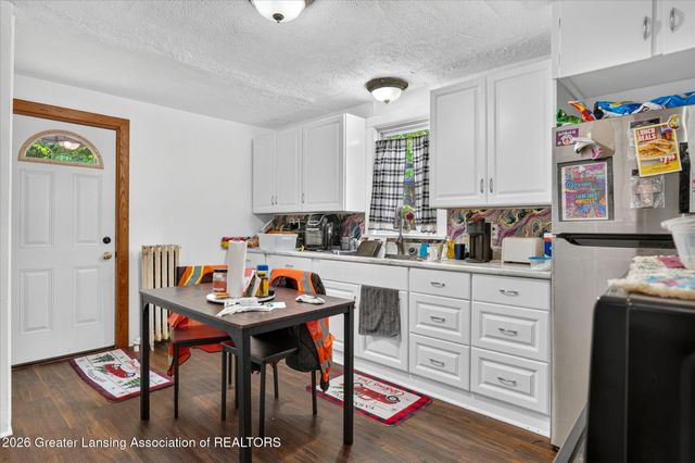 305 W Elm Street, Mason, MI 48854