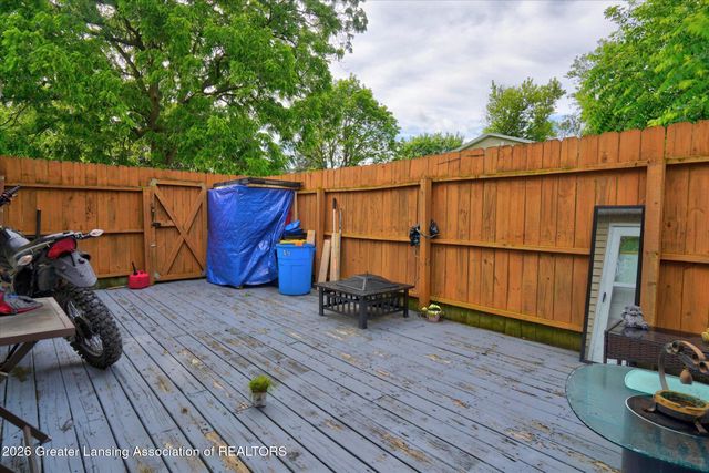 305 W Elm Street, Mason, MI 48854