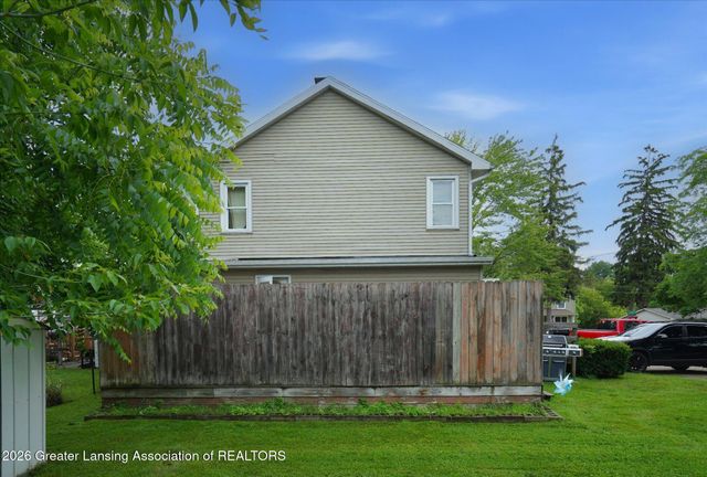 305 W Elm Street, Mason, MI 48854