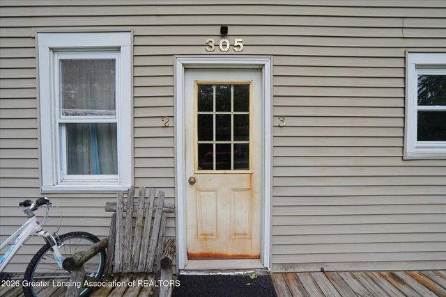 305 W Elm Street, Mason, MI 48854