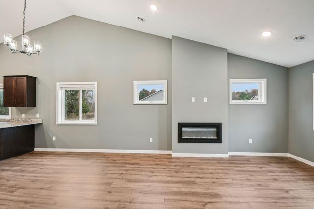 911 Gable Street, Taylors Falls, MN 55084