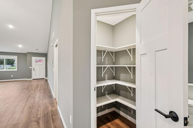 911 Gable Street, Taylors Falls, MN 55084