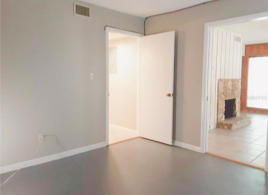 Image 12 of property listing at 1056 E MICHIGAN STREET 1056A, Orlando, FL 32806