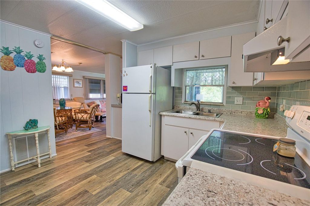 Image 3 of property listing at 236 N FIJI CIRCLE, Englewood, FL 34223