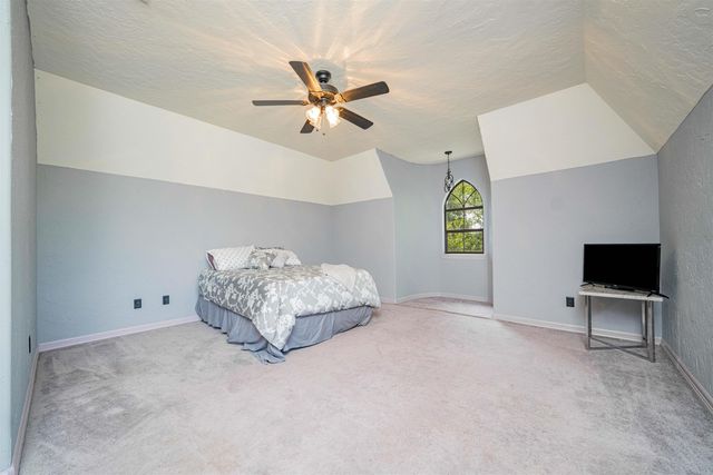 4721 Bobwhite Rd, Gilmer, TX 75645