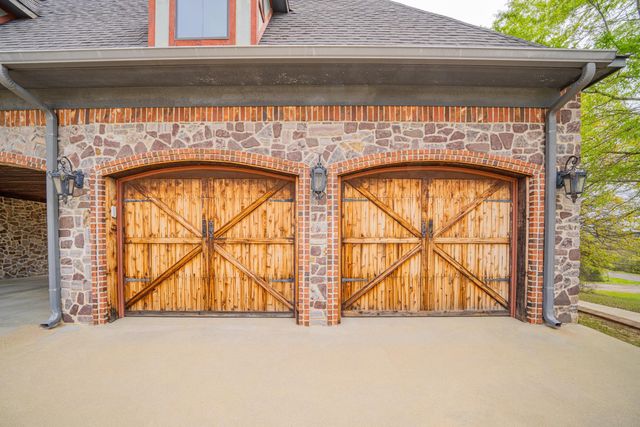 4721 Bobwhite Rd, Gilmer, TX 75645