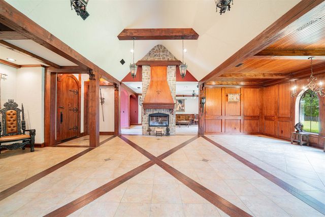 4721 Bobwhite Rd, Gilmer, TX 75645