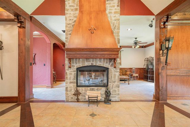 4721 Bobwhite Rd, Gilmer, TX 75645