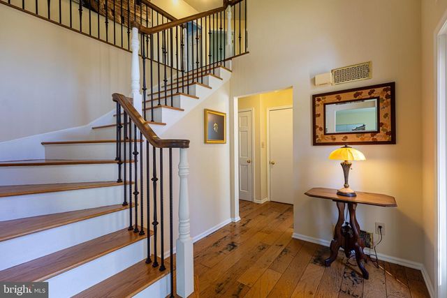 1077 FIDDLERS ROAD, Chambersburg, PA 17202