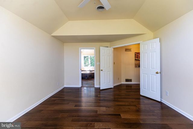 1077 FIDDLERS ROAD, Chambersburg, PA 17202