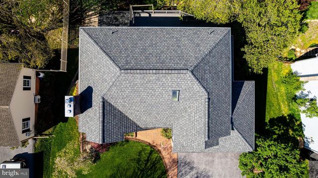 1077 FIDDLERS ROAD, Chambersburg, PA 17202