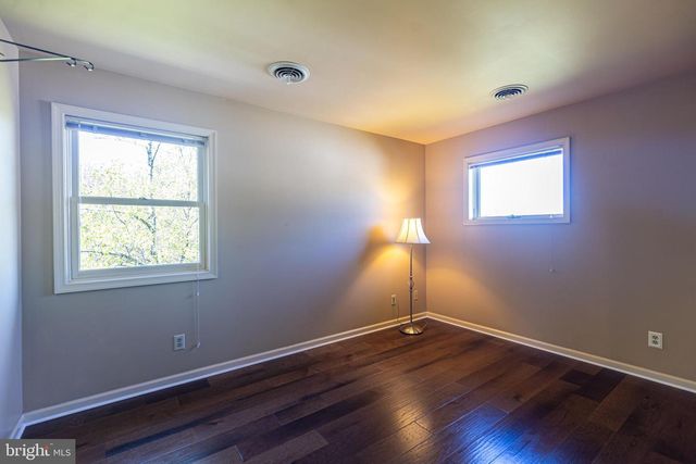 1077 FIDDLERS ROAD, Chambersburg, PA 17202