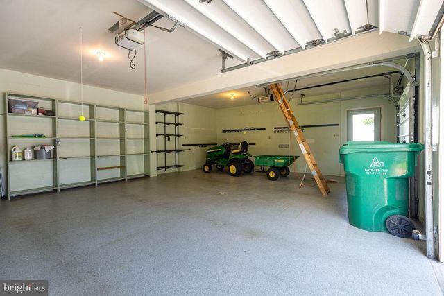 1077 FIDDLERS ROAD, Chambersburg, PA 17202