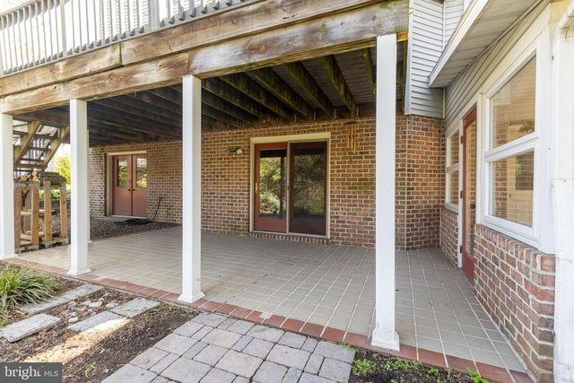 1077 FIDDLERS ROAD, Chambersburg, PA 17202