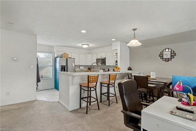 8550 Tidewater Dr Apt A1, Norfolk, VA 23503