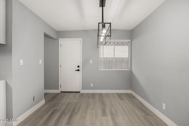 3619 W GRISWOLD Road, Phoenix, AZ 85051