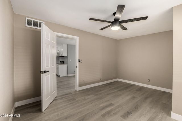 3619 W GRISWOLD Road, Phoenix, AZ 85051