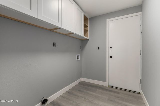 3619 W GRISWOLD Road, Phoenix, AZ 85051