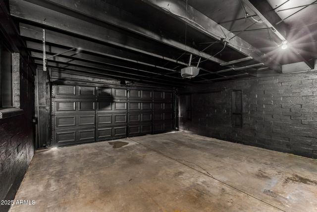 3619 W GRISWOLD Road, Phoenix, AZ 85051