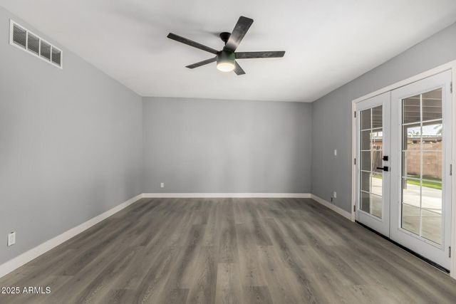 3619 W GRISWOLD Road, Phoenix, AZ 85051